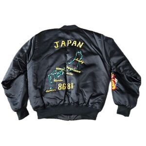 Black Japan Embroidered Bomber Jacket Size Medium Year 86-88